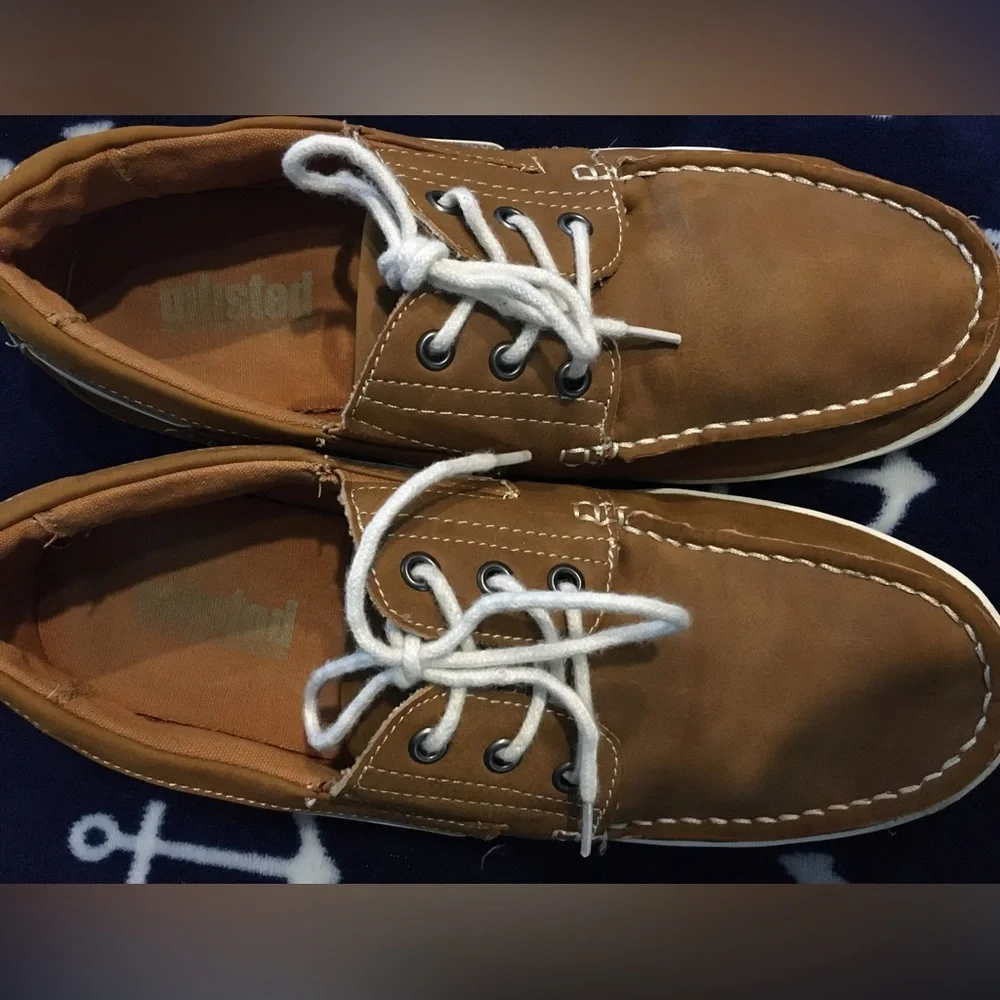 Kenneth Cole Boat Shoes